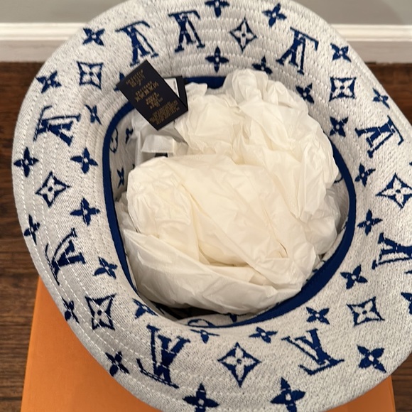 Louis Vuitton hat size Medium BNIB - Picture 3 of 5